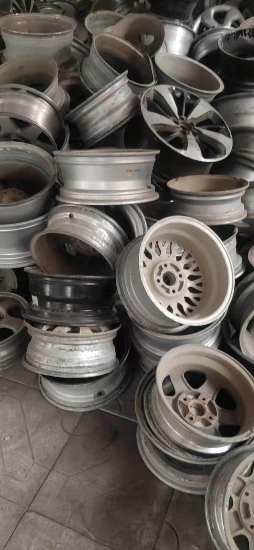 High Quality Aluminum Alloy Scrap/Waste Wheel Hub /Rim for Sale in China