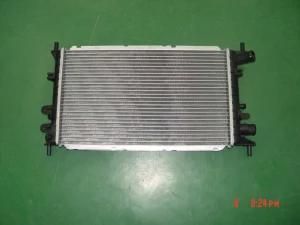 Aluminum Radiator for Ford Escort V/Vi/Vii/Orion (DL-B117)