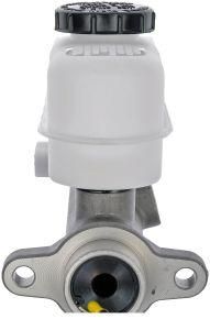 Brake Master Cylinder for Lincoln Blackwood Navigator F6tz-2140-Ba Yl1z 2140-AA F75z-2140-