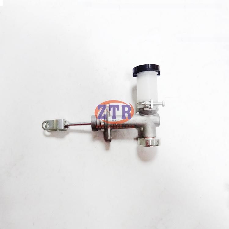 Auto Parts Clutch Master Cylinder for Mr267829 L200 4D56