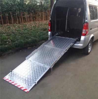 Bmwr-301 Folding Wheelchair Ramp for Van Back Door
