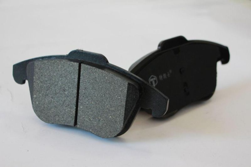 Top Quality Ceramics Car Front Brake Pad 0446535290 for Audi