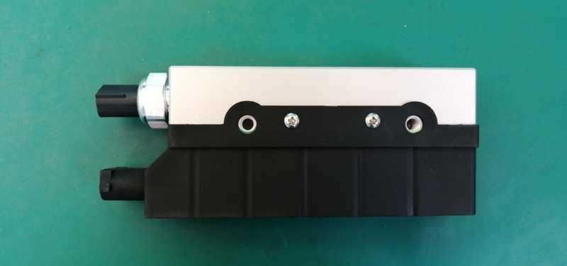 Mercedes Benz W220 OEM Air Suspensionmercedes C-Class A/C/S/W205 OEM Air Suspension Solenoid Valve Block 0993200058 2203200258