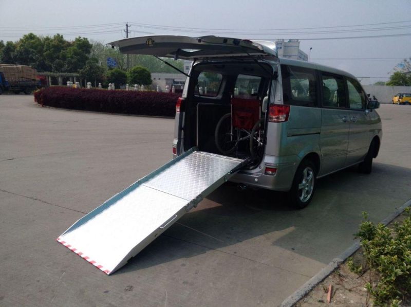 Bmwr-301 Folding Wheelchair Ramp for Van Back Door