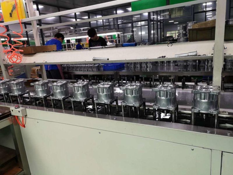 Auto Parts Air Conditioner Compressor for Nissan Murano 2015 7pk 117mm 6sbh14h