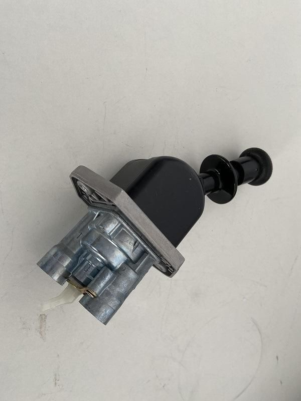 9617230040 Good Price Truck Spare Parts Hand Brake Valve