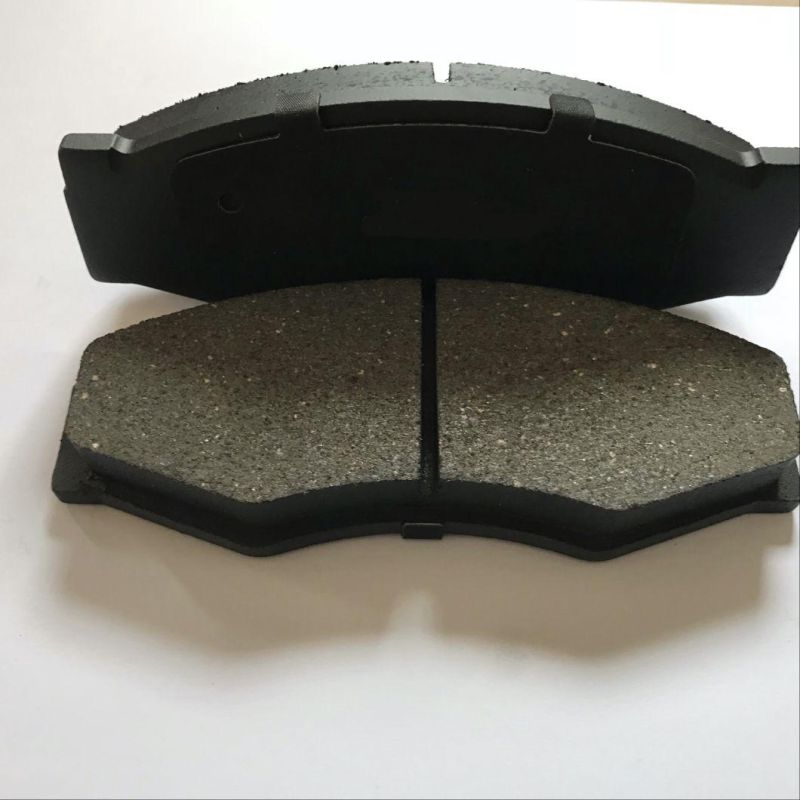 China Ceramic and Semi-Metallic High Quality Auto Disc Brake Pads for Tucson Auto Car Parts ISO9001