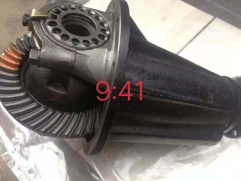 OEM 41110-26441 Differential for Toyota 22r, Hiace Ratio 4.87 (8: 39)