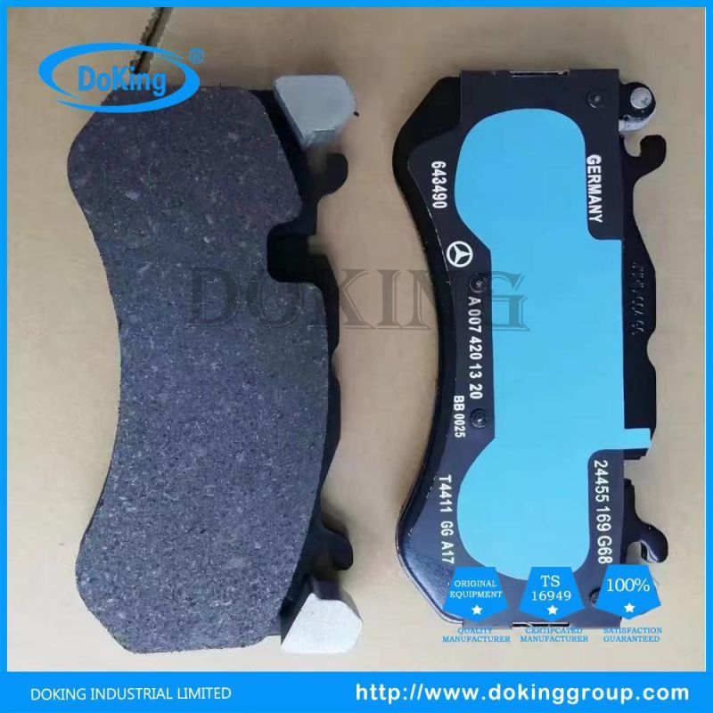 Wholesale High Quality Auto Parts Ceramic Formula Brake Pads in Brake for Mercedes-Benz