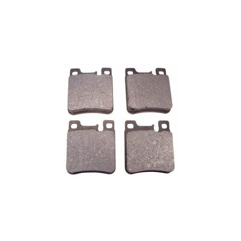 0024200520 Car Parts Front Brake Pad Made in China for Chrysler Crossfire 03-08