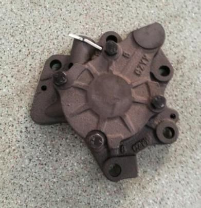 Sinotruk HOWO Gearbox Parts Oil Pump DC12j150t-830