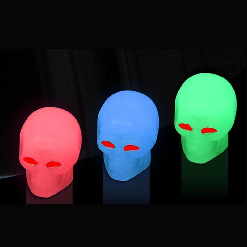 Plastic Skull Luminous Auto Glow in The Dark Tire Valve Caps Dust Cover for Car