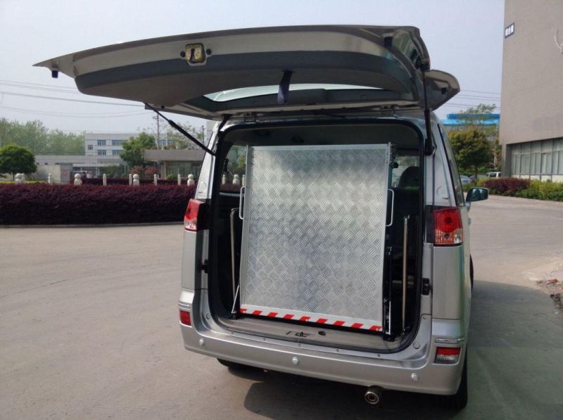 Bmwr-301 Folding Wheelchair Ramp for Van Back Door