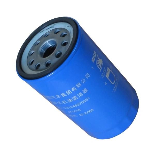 Sinotruk HOWO Truck Engine Parts Vg1246070031 Oil Filter for Sale