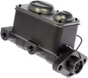 Brake Master Cylinder for Buick Lesabre Regal Riviera Skylark 18005733 18008884 8126953 8129731 18000800
