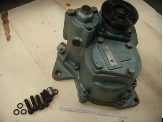 HOWO Dump Truck Gearbox Hw70-04 Integrated Pto 290071