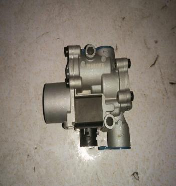 Sinotruk HOWO Truck Parts ABS Solenoid Valve Wg9000360515