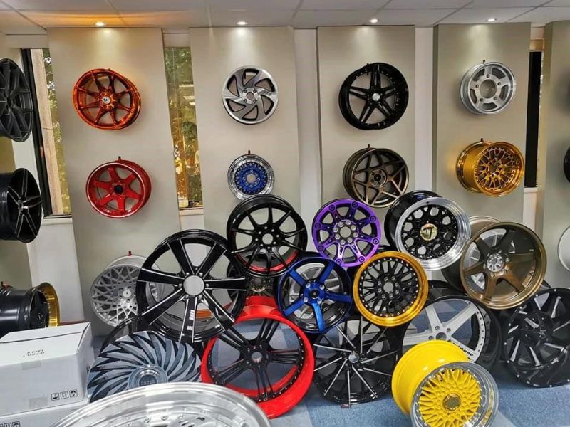 17 18 19inch of Alloy Cast Car Wheel High Quality New Designs VIP Sport Style 5 Hole Car Rims