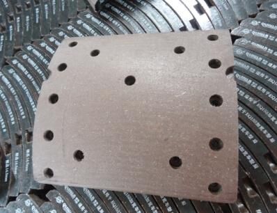 *EQ153 Wider Rear Brake Lining Heavy Duty Truck Brake Lining