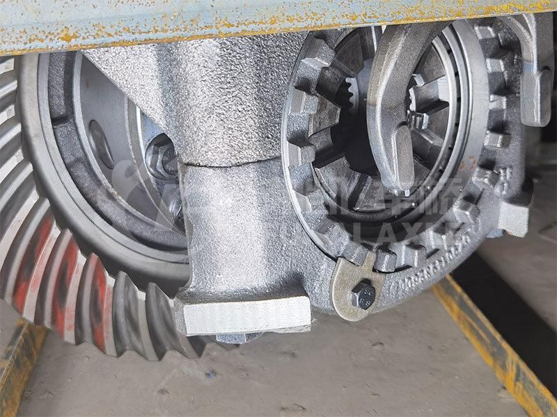 Hdz425 Middle Axle Main Reducer Assembly for Shacman Delong X3000 M3000 Truck Spare Parts Dcz125319323003