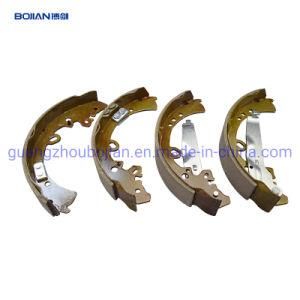 Brake Shoes for Toyota Hilux Vigo Revo Fortuner Kun25 Kun125 Kun60 04495-0K120 04495-0K070 04495-0K151 04495-0K150 04495-0K141 04495-0K160