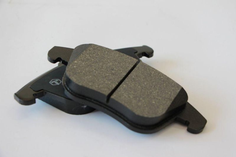 Top Quality Ceramics Car Front Brake Pad 0446535290 for Audi