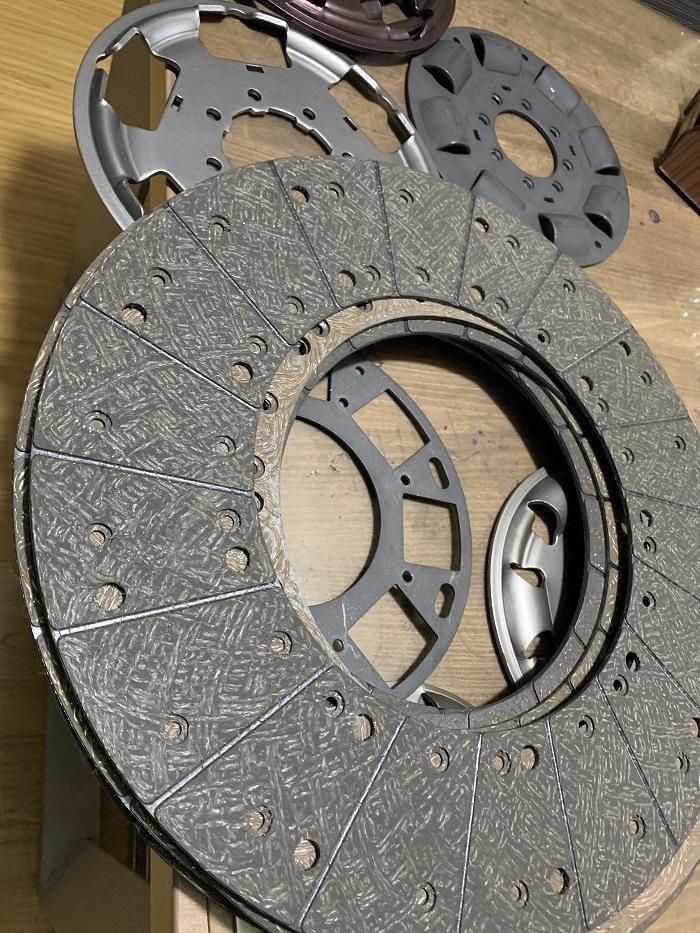362mm Truck Clutch Plate with Close Springs