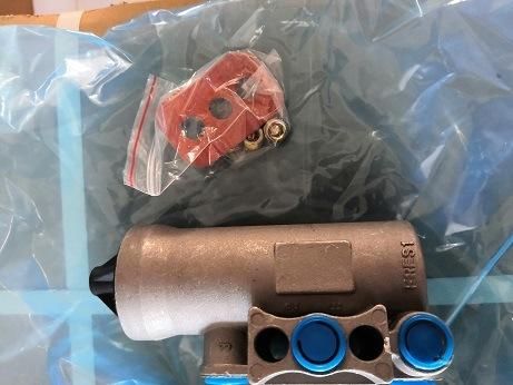 Brake Pressure Regulator 284358 for Heavy Truck