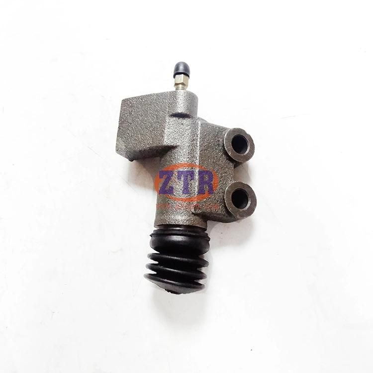 Auto Parts Clutch Slave Cylinder 30620-Vb000 for Navara