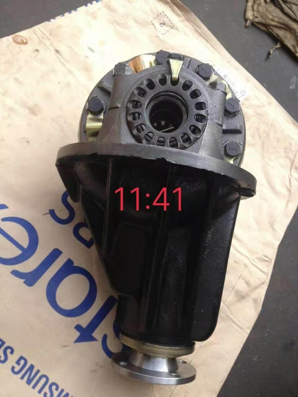 OEM 41110-26051 Differential for Toyota 22r, Hiace Ratio 4.55 (9: 41)