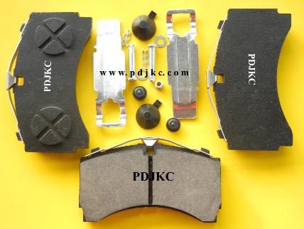 0064201420 Truck Actros Brake Pads