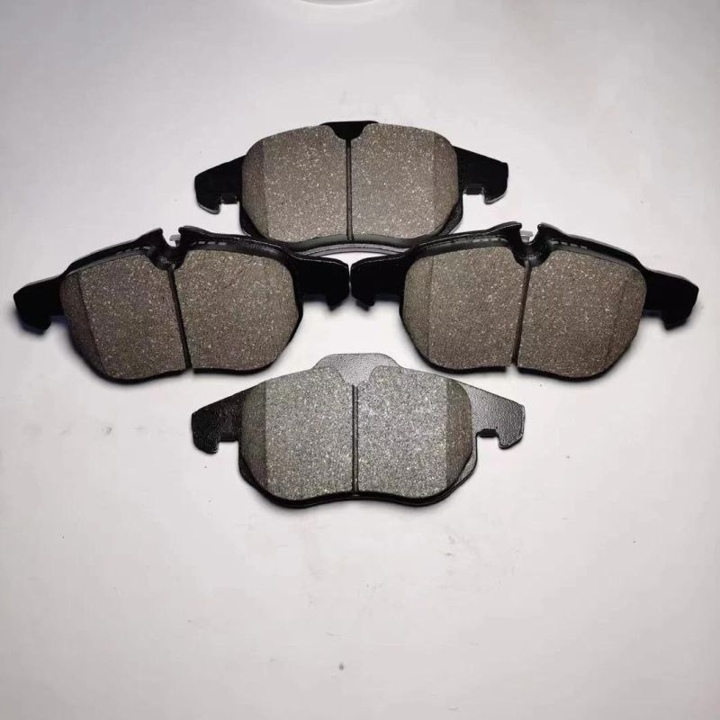 Wholesale Auto Car Parts Front Axle Different Materials Disc Brake Pads